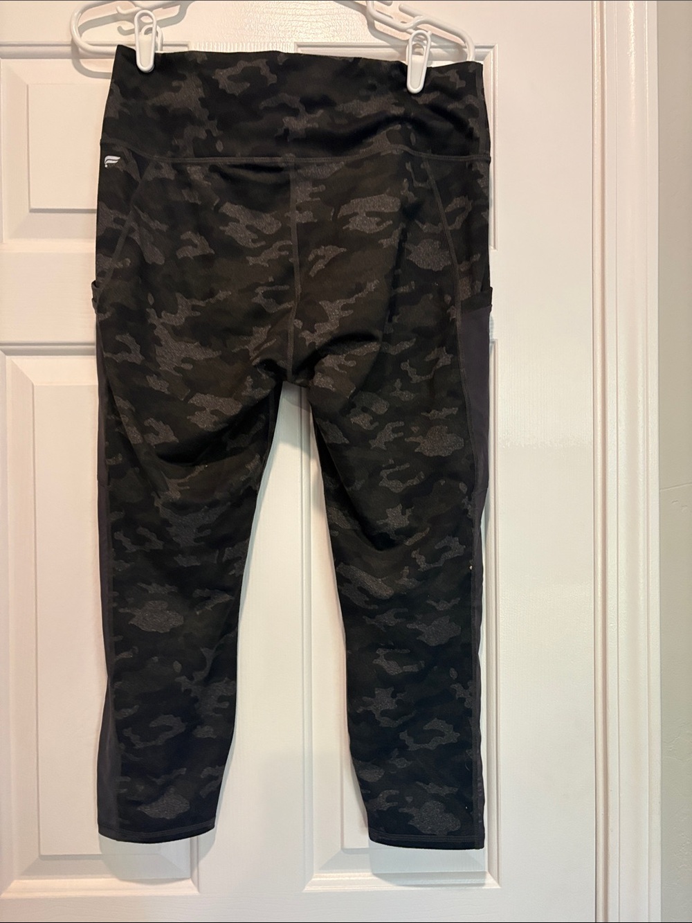 Fabletics Black Camo Capri Leggings with Side Panels - Picture 4 of 7